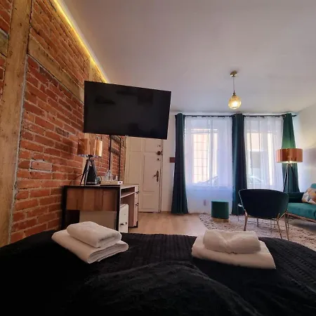 Hotel apartamentowy Design Loft Morska 7 4*